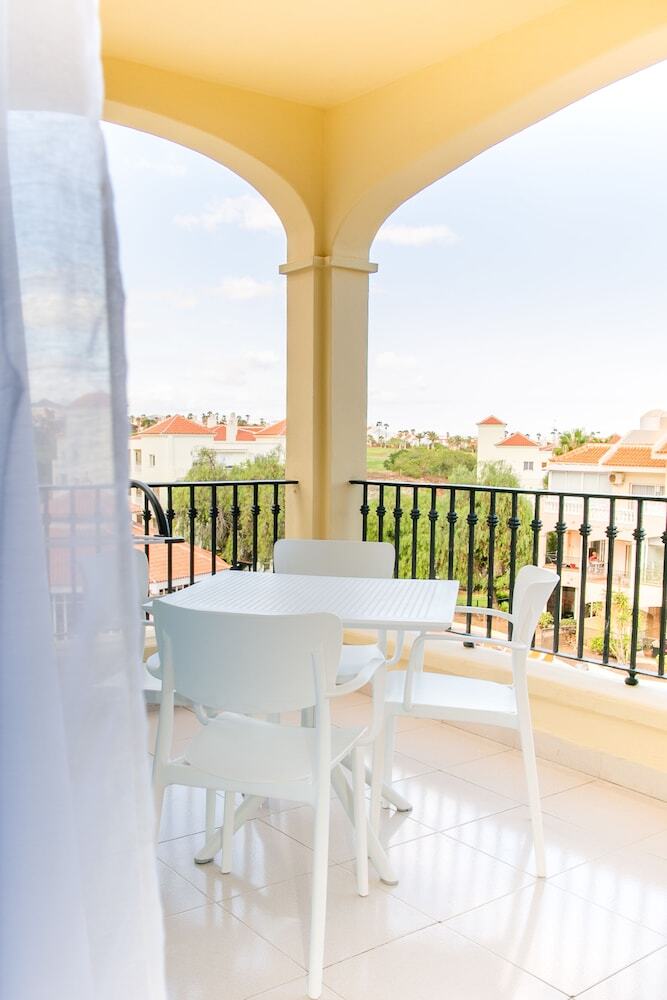 Michelangelo Resort Apartments