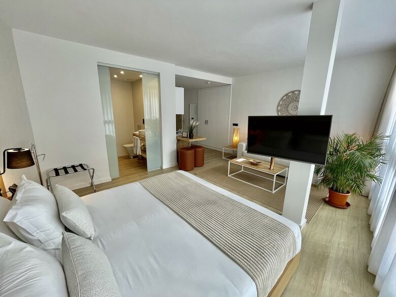 Hotel Emblem�tico Hi Suites
