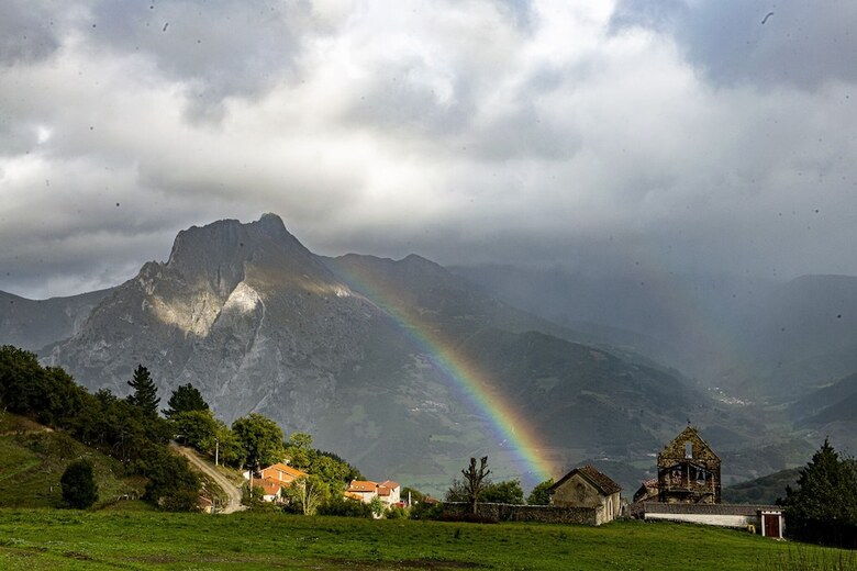 Apartamentos Los Picos De Europa