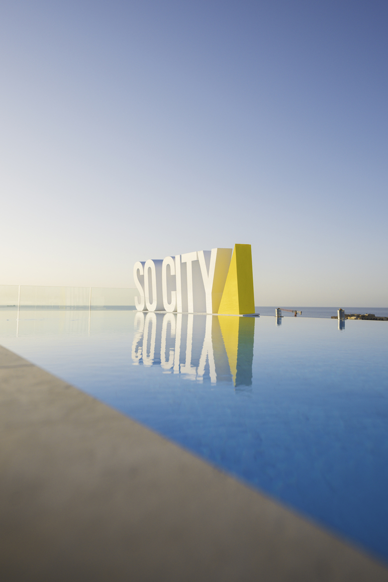 So City Hotel