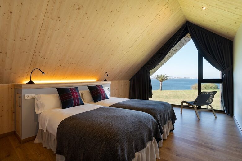 Pension Caba�as De Canide