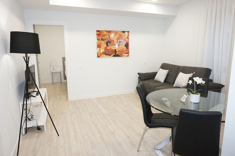 Aparthotel Ines Luna Suites