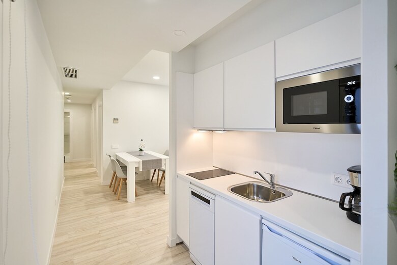 Aparthotel Ines Luna Suites