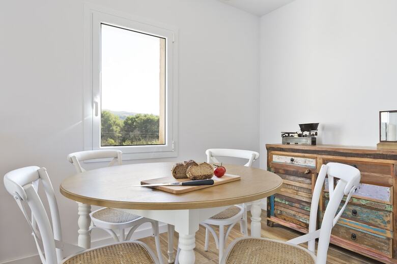 Hotel Masia Can Rovira