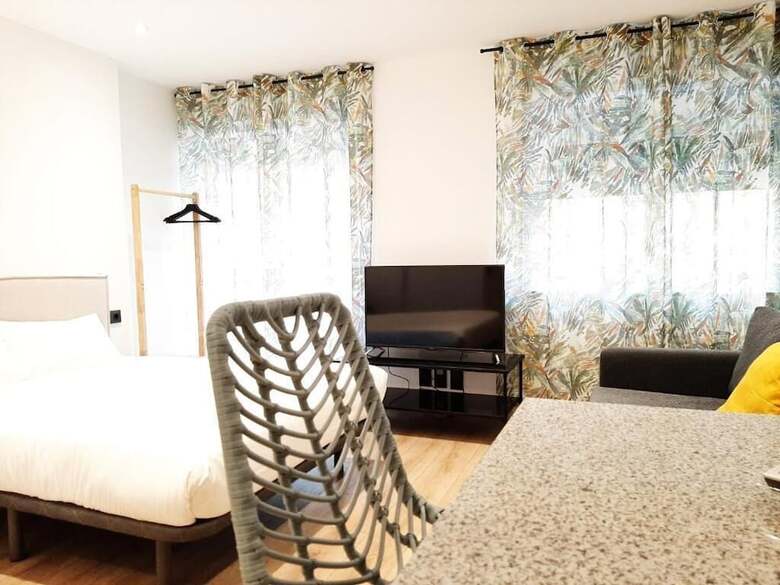 Aparthotel Apartamentos Celestina By Gaiarooms