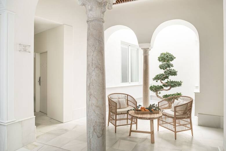 Aparthotel Mylu Suites By Puerta Catedral