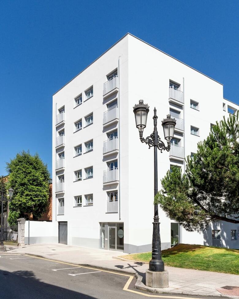 Aparthotel Limehome Oviedo Calle Postigo Bajo