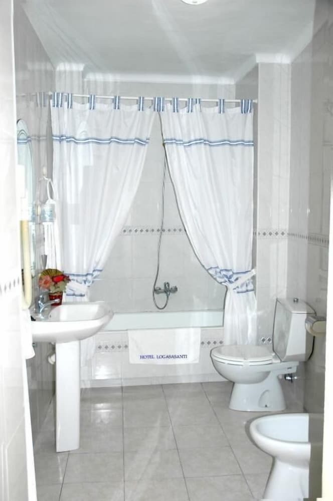Gl Hotel Logasasanti