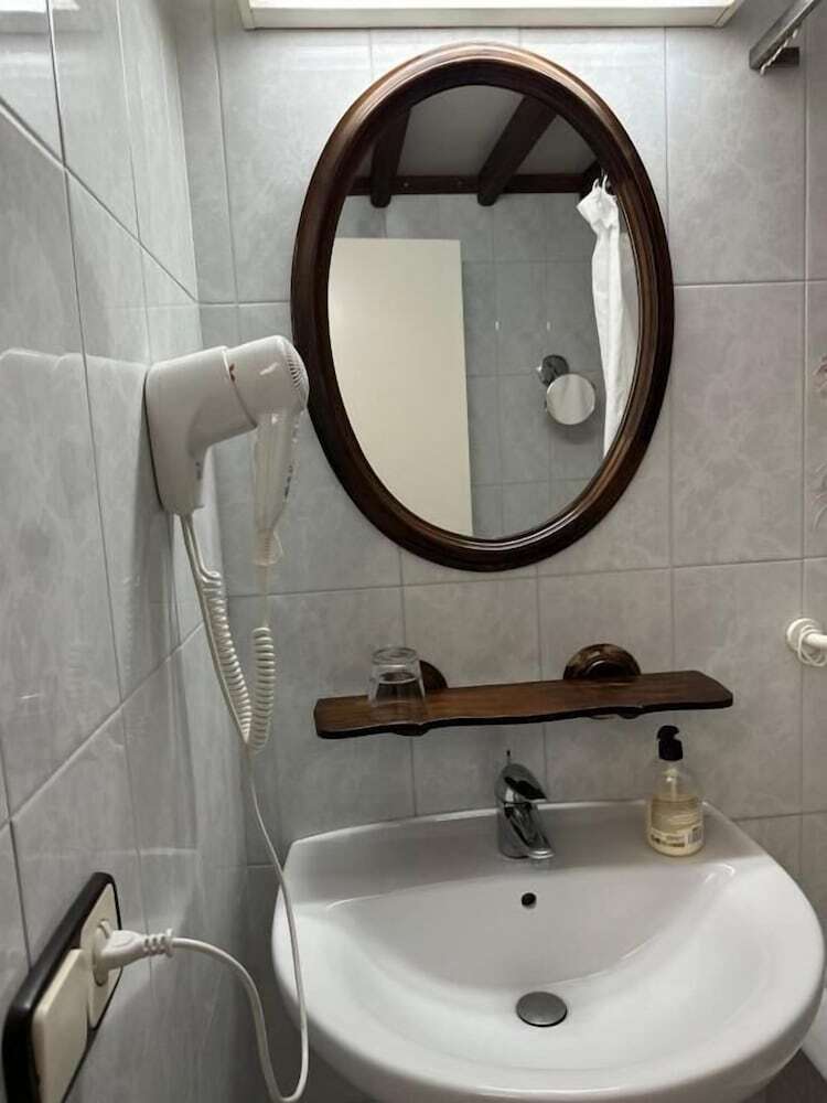 Hotel Nou Roser