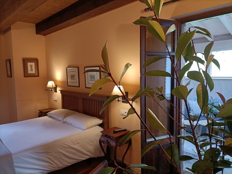 Hotel La Villa De Palacios