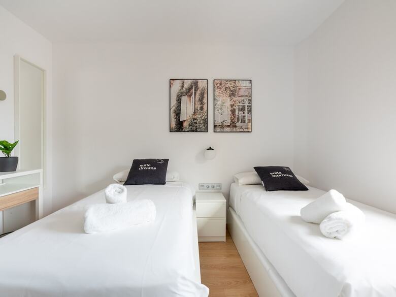Aparthotel Limehome Barcelona Carrer De Fontcoberta