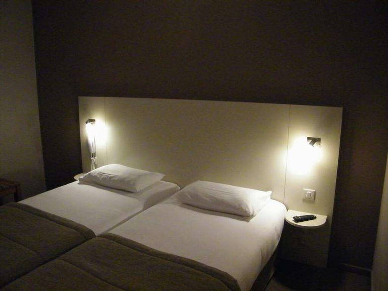 Brit Hotel Armor
