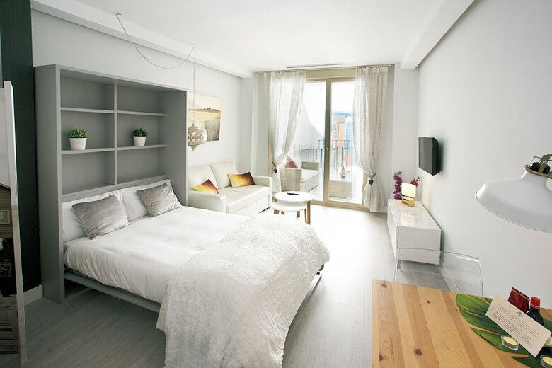 Aparthotel Graffiti Suites M�laga