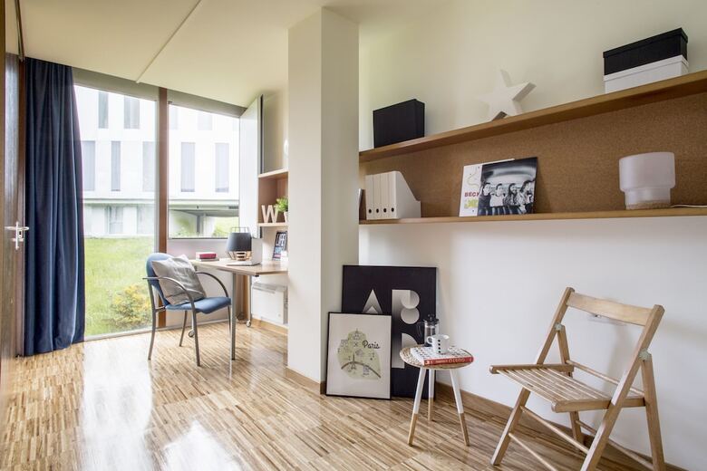 Hostal Residencia Universitaria O Castro - Campus Accommodation