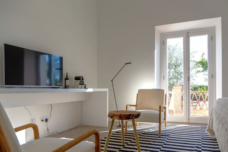 Hotel Cenoura-brava Villas & Suites.
