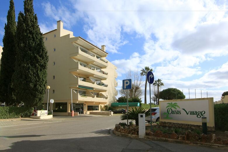 Aparthotel Parque Mourabel- Pe Do Lago- Oasis Village