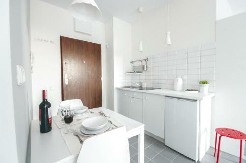 Apartamento Modern Studio Near Warsaw Stadium