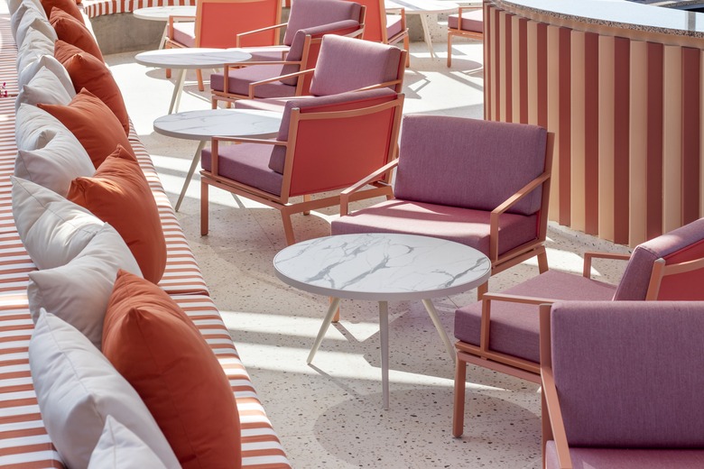 Hotel Next By Savoy Signature