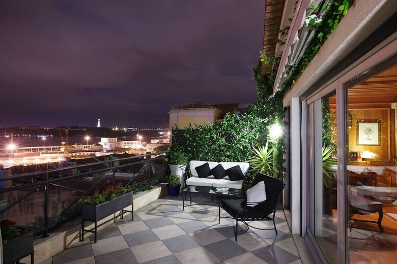 Hotel As Janelas Verdes