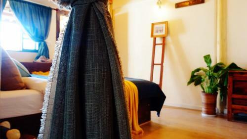 Hostal Shaxi Miss May Hotel