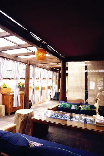 Hostal Shaxi Miss May Hotel