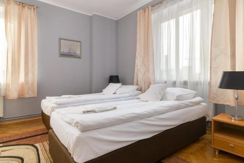 Hostal Apartamenty Zielony Przy Mtp