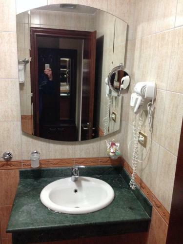 Hotel Lyhnidas