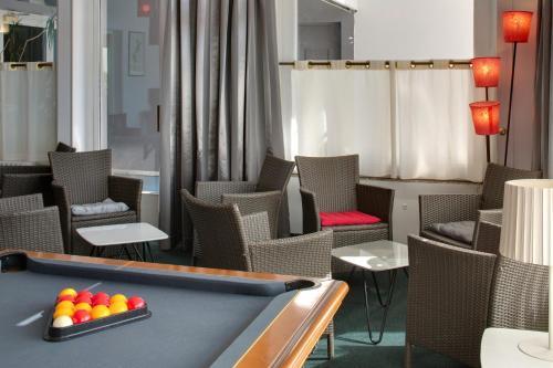 Hotel Logis Le Pariou - Le Jardin