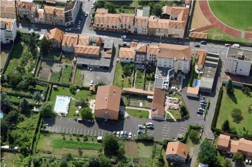 Hotel Logis Le Pariou - Le Jardin
