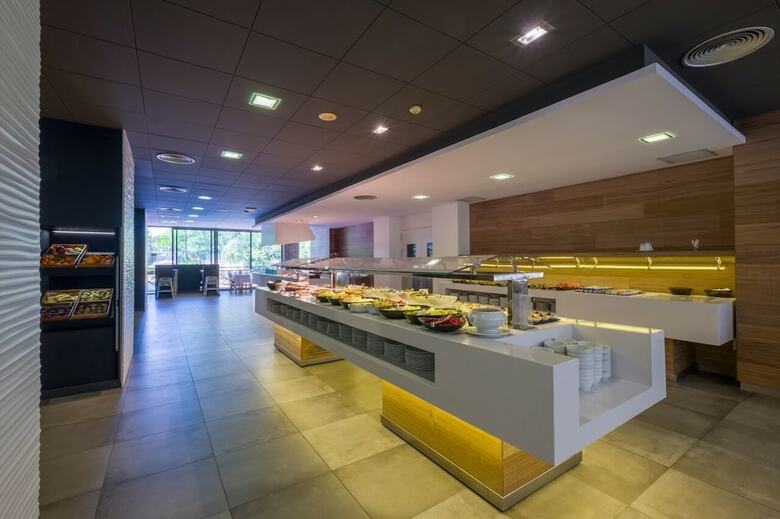 Hotel California Palace