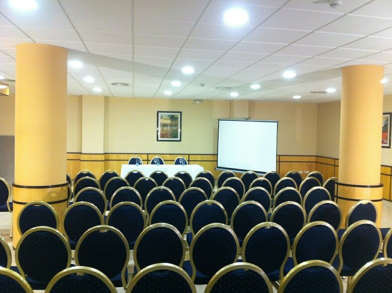 Hotel California Palace