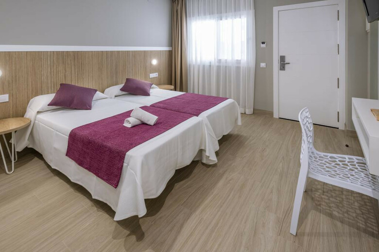Hotel 4r Meridi� Mar