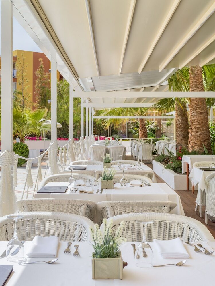 Hotel H10 Cambrils Playa