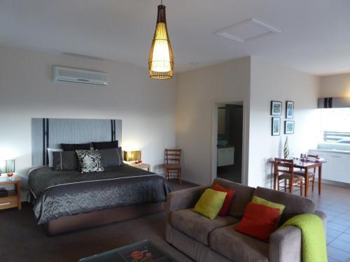 Bed & Breakfast Deloraine Homestead