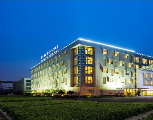 Nanjing Expo Center Hotel