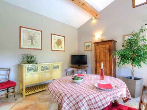 Holiday Home Chemin Bezert Carpentras
