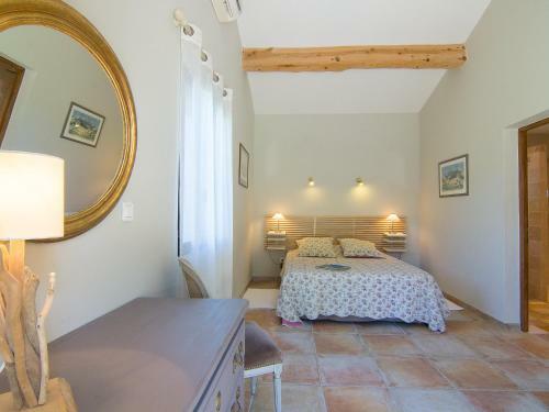 Holiday Home Chemin Bezert Carpentras
