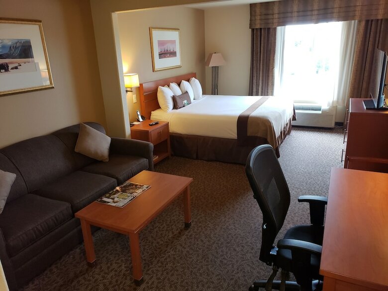 Hotel Wingate By Wyndham - Edmonton West