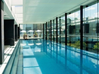 Hotel Crown Towers