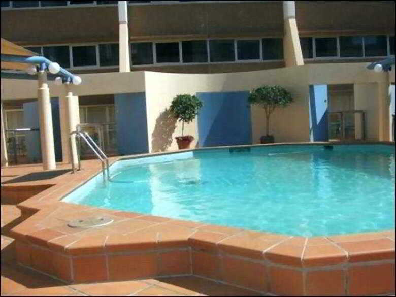 Hotel Chifley At Lennons