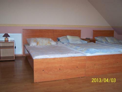 Hostal Borosty�nkert �tterem & Vend�gh�z