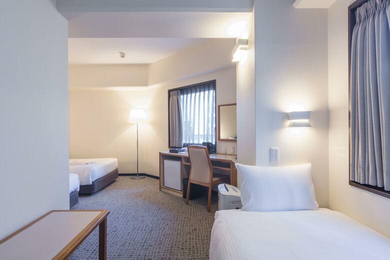 Hotel Sun White