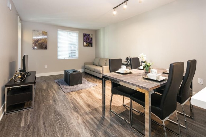 Apartamento Furnished Suites In Corporate