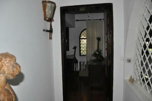 Bed & Breakfast Luna House Moyo Wa Dunia Ltd