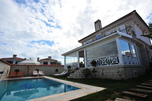 Aleysim Hotel