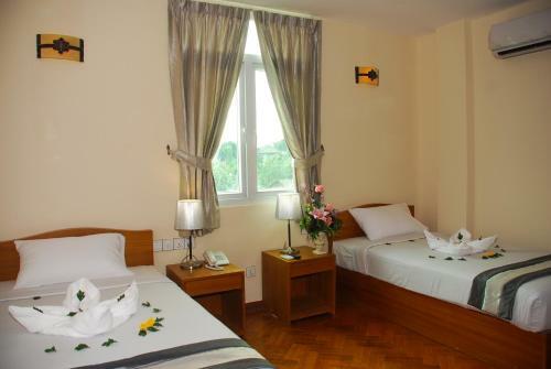 Pleasant View Hotel