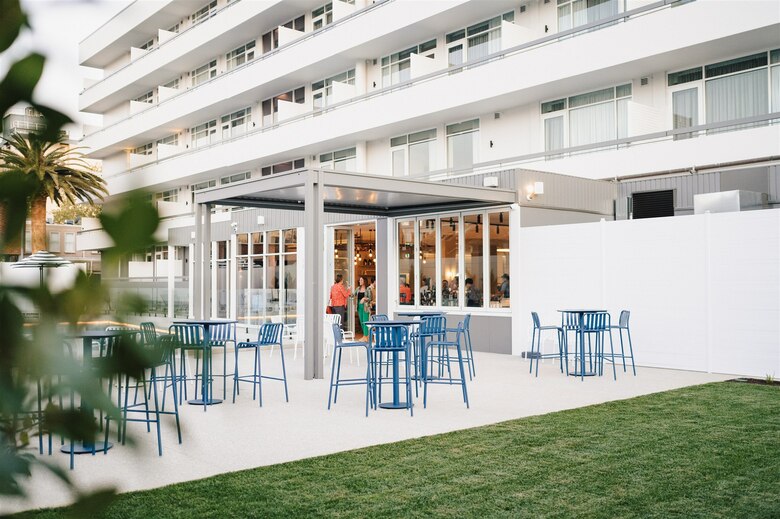 Hotel Chifley On South Terrace