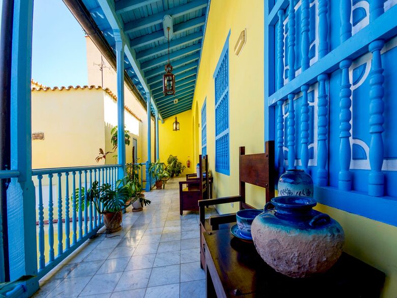 Hotel Beltran De Santa Cruz
