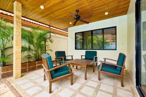 Unique 1 Bedroom Pool Villa By Pattaya Realty