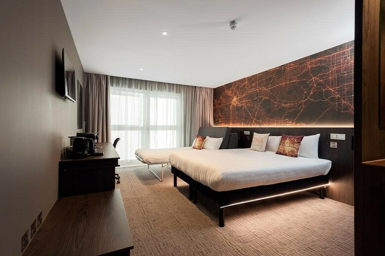 Heeton Concept Hotel � Luma Hammersmith